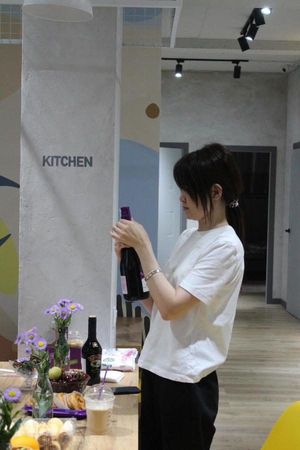 Izzzi Hostel 비슈케크 외부 사진