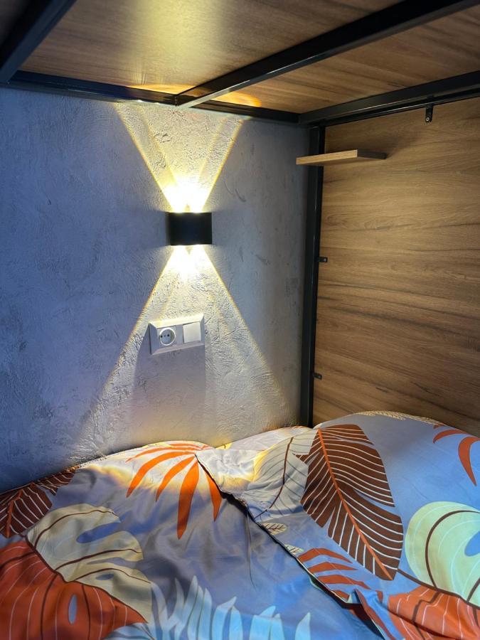 Izzzi Hostel 비슈케크 외부 사진