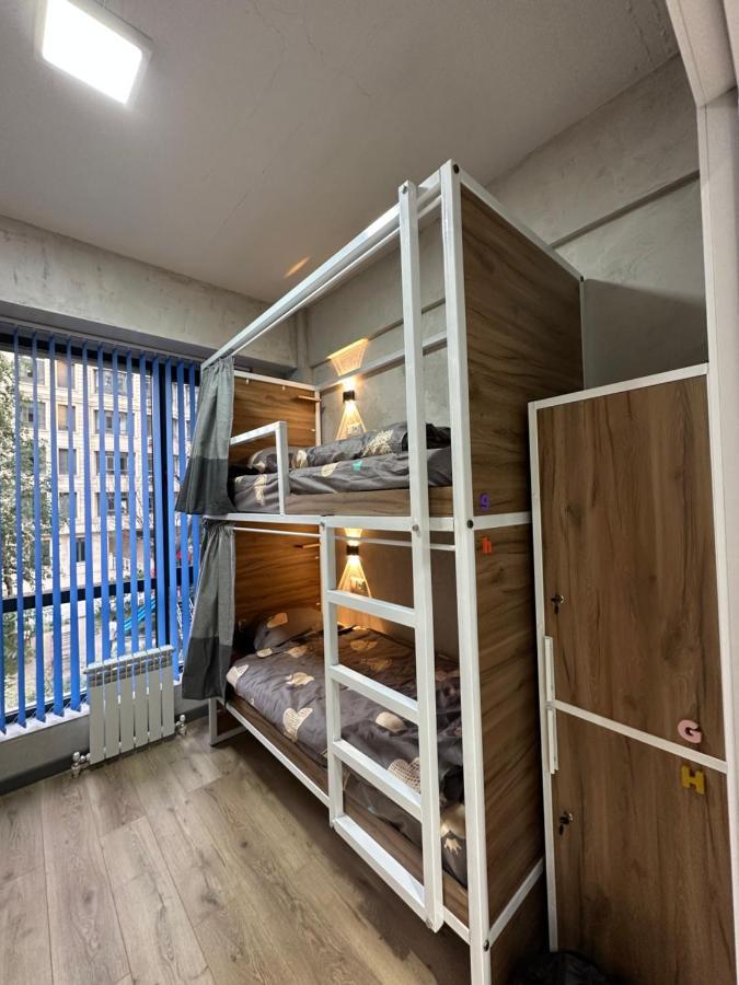 Izzzi Hostel 비슈케크 외부 사진